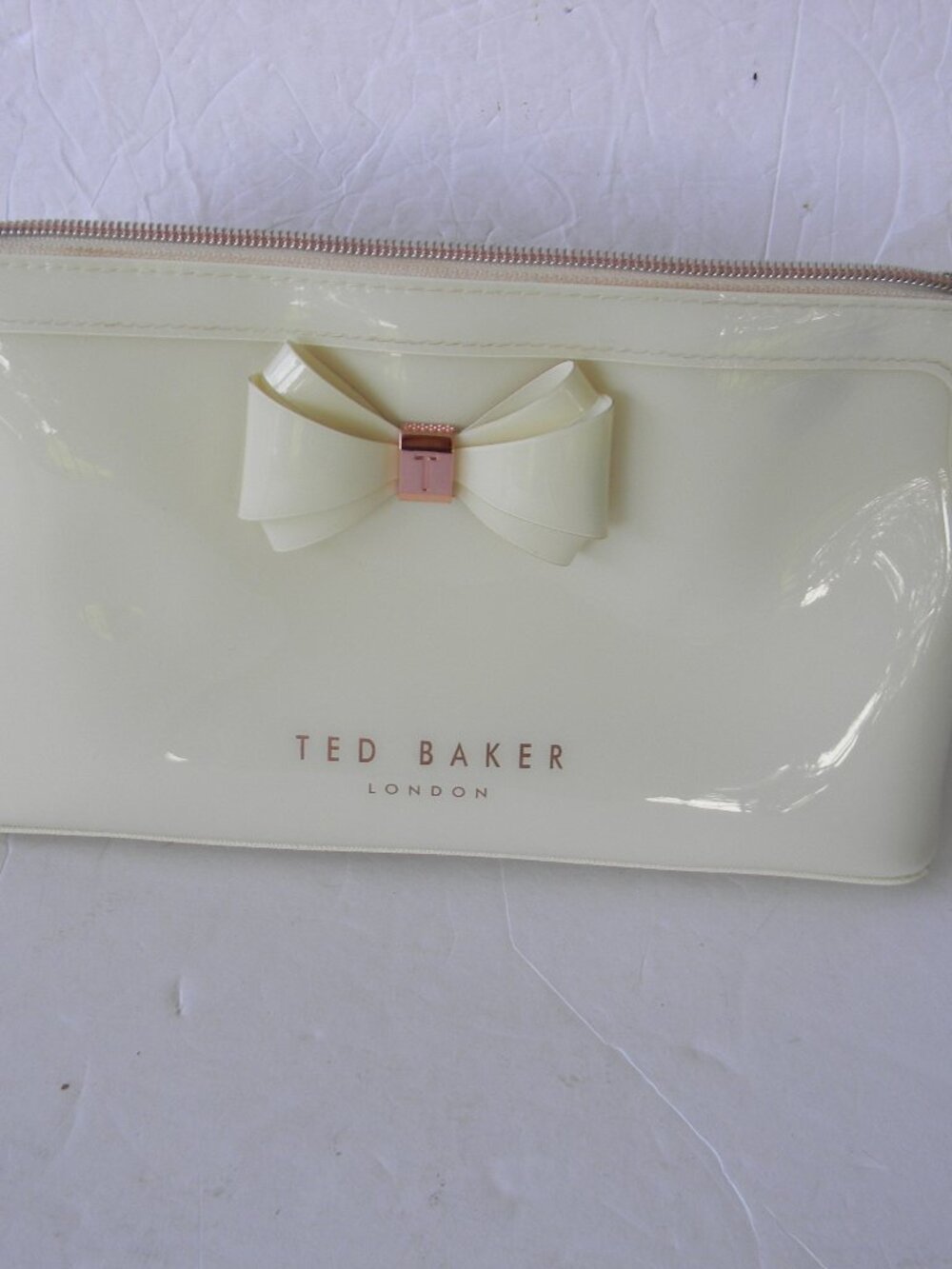 TED BAKER WHITE LARGE BOW COSMETIC MAKE-UP TRAVEL ZIP POUCH BAG